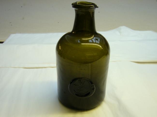 Download image | Bottle | York Museums Trust